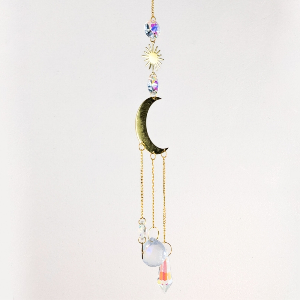 NWT Prism Crystal Chain Suncatcher, C